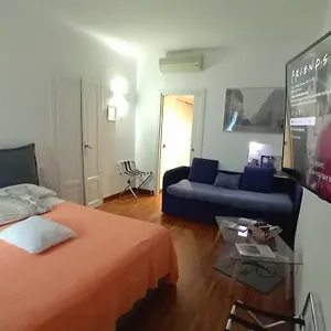 https://room-inn.it-lombardy.com