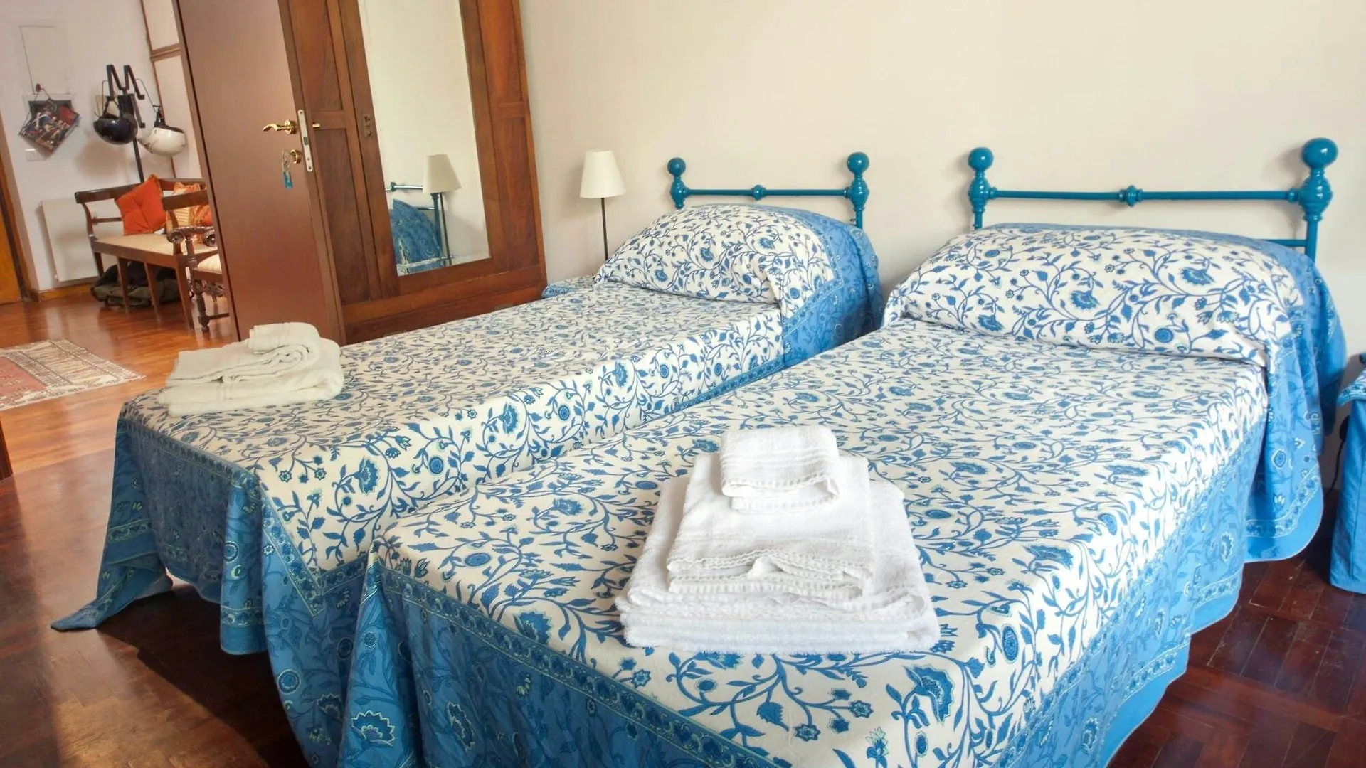 Bed and Breakfast 2 Passi Da Roma