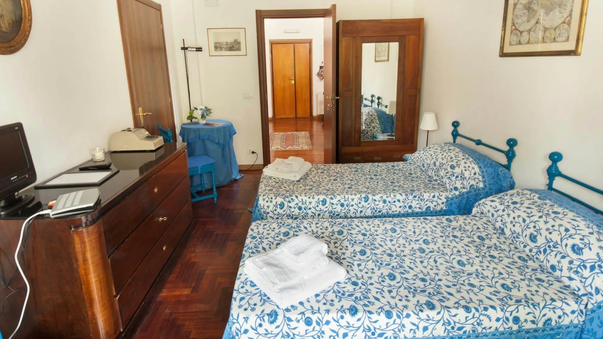 Bed and Breakfast 2 Passi Da Roma