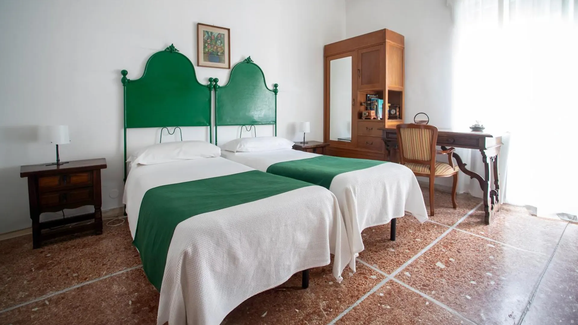 Bed and Breakfast 2 Passi Da Roma 2*,