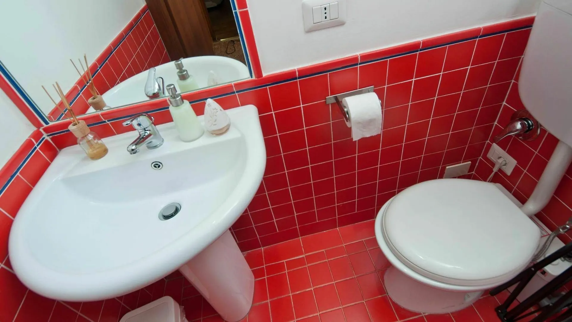 Bed and Breakfast 2 Passi Da Roma